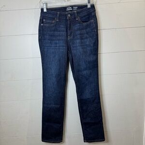 Amazon Essentials | Women's Dark Blue Jeans Straight Leg Size 2 Short